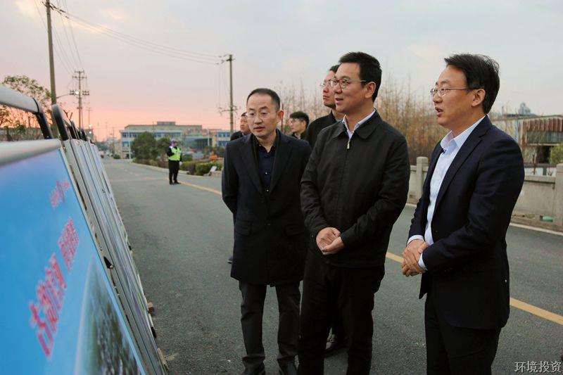 代区长章登峰一行调研公司官河整治工程-向导眷注-杭州萧山水务投资生长有限公司