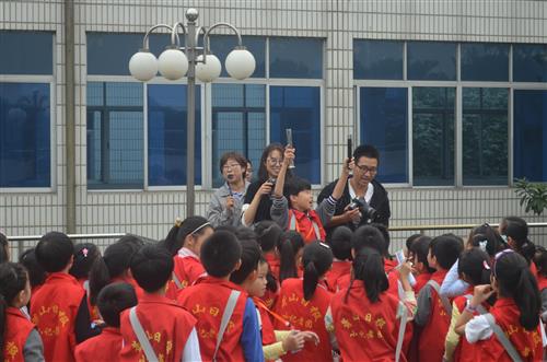 钱江污水厂迎“萧报小记者”旅行 - 77779193永利官网新闻 - 杭州萧山情形集团有限公司