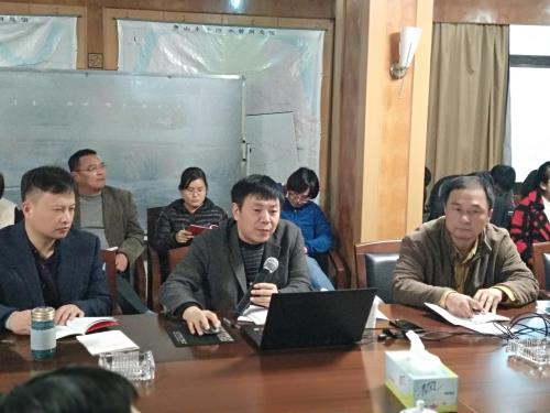 悟透十九大精神  修身守纪勤学习 - 77779193永利官网新闻 - 杭州萧山情形集团有限公司