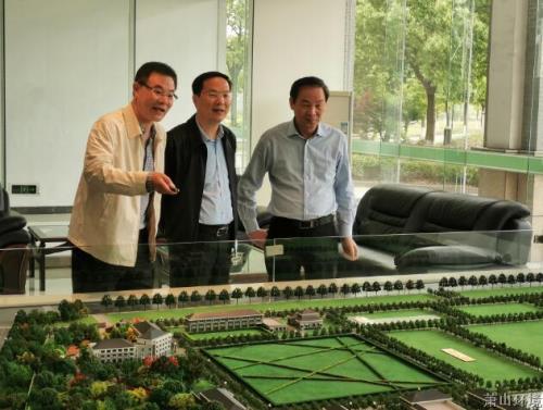 区委常委、统战部长童一峰调研江东水厂 - 77779193永利官网新闻 - 杭州萧山情形集团有限公司