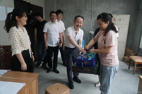 全力“迎检” 步步到位 助力安顿房项目分房事情顺遂推进 - 77779193永利官网新闻 - 杭州萧山情形集团有限公司