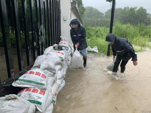 战“烟花”&#65281;情形铁军全员到位进入临战状态 - 77779193永利官网新闻 - 杭州萧山情形集团有限公司